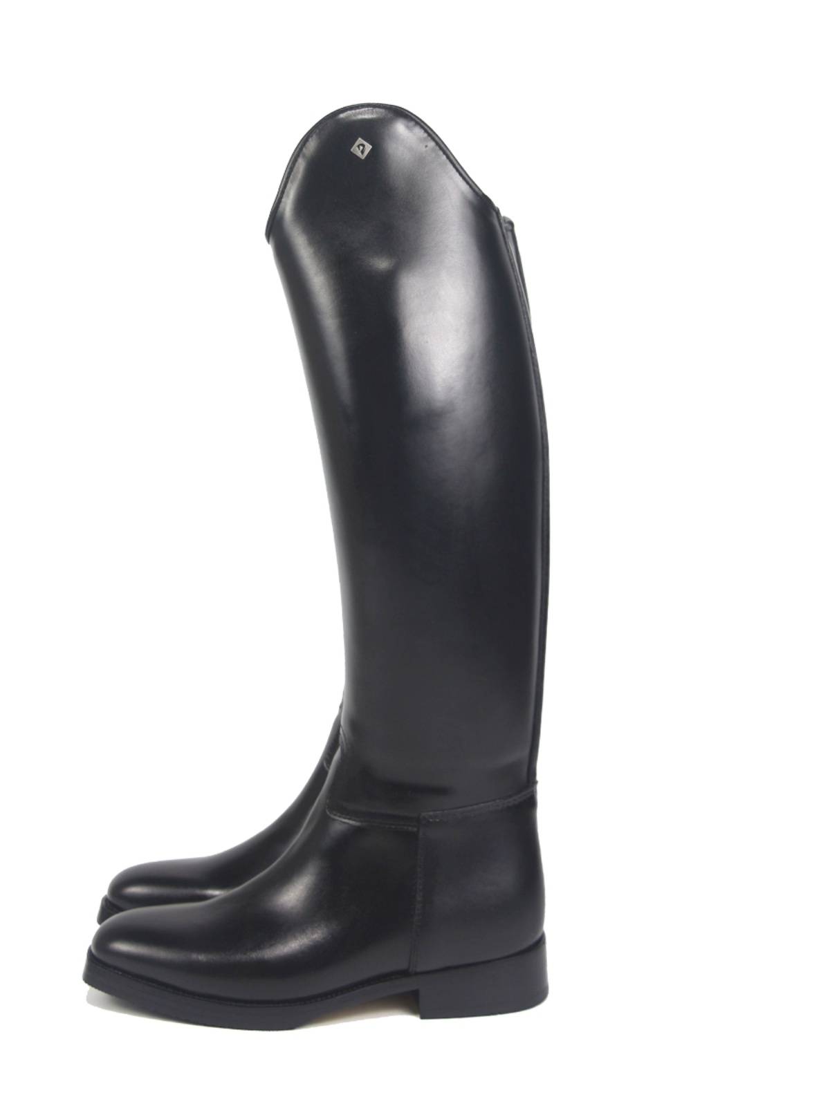 A horse's boots, a hard-core horse's boots, a king's boots