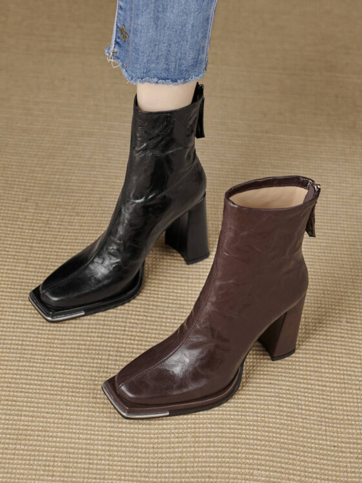 Leather short boots female 2023 autumn and winter new thick heel super high -heeled shoes French retro temperament single boots Martin boots