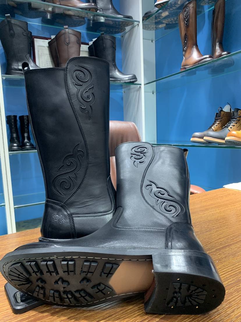 Men's cowhide and horse boots four seasons ethnic style boots