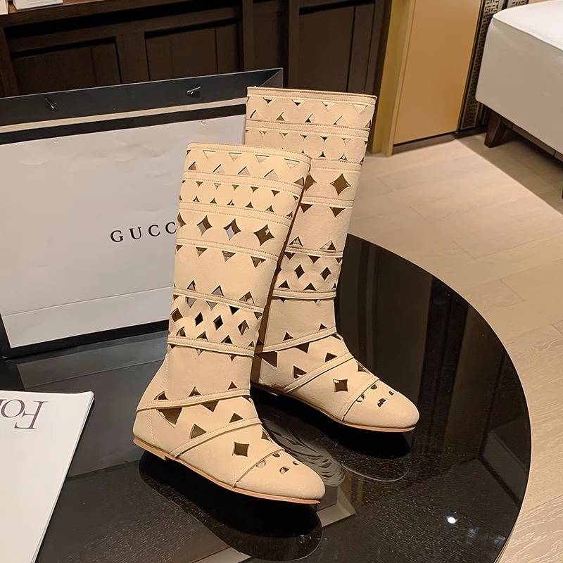 A new summer 2024 for the boots' children