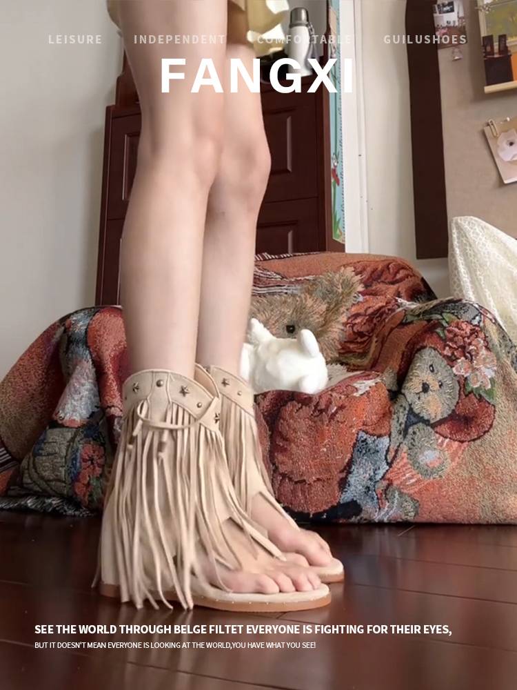 Summer retro -soure rivet Western short boots female clip toes sloping sloping hill boots increase Roman pinch high heel sandals