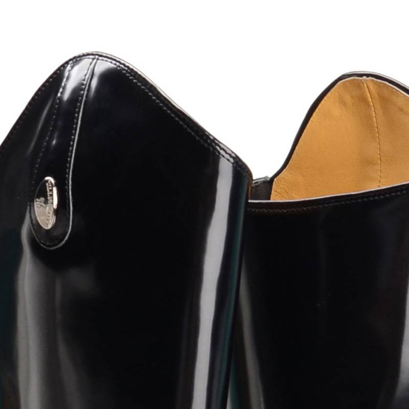 Horse boots, boots, boots, boots, boots, horses, horses, horses, horses