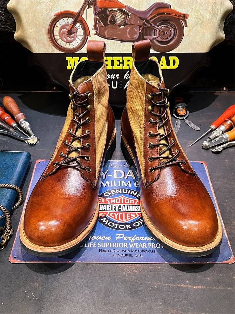 Ami's retro-skinners' shoe-shoe-shoes for the Martin Boots Girl