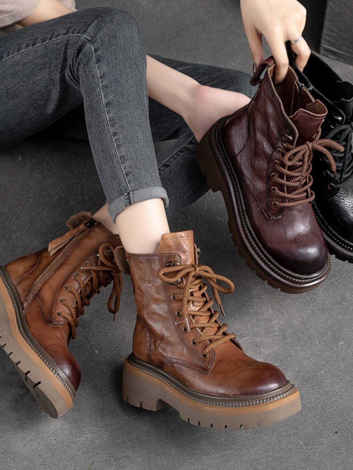 Autumn and winter of 2023, the new thick sole is old Martin boots side zipper round head boots retro style fashion Roman boots