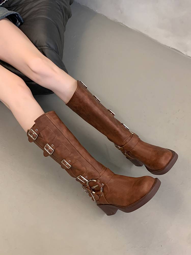 Long-bone boots, women's thighs don't fit the high-bowl knights' boots on the western knee