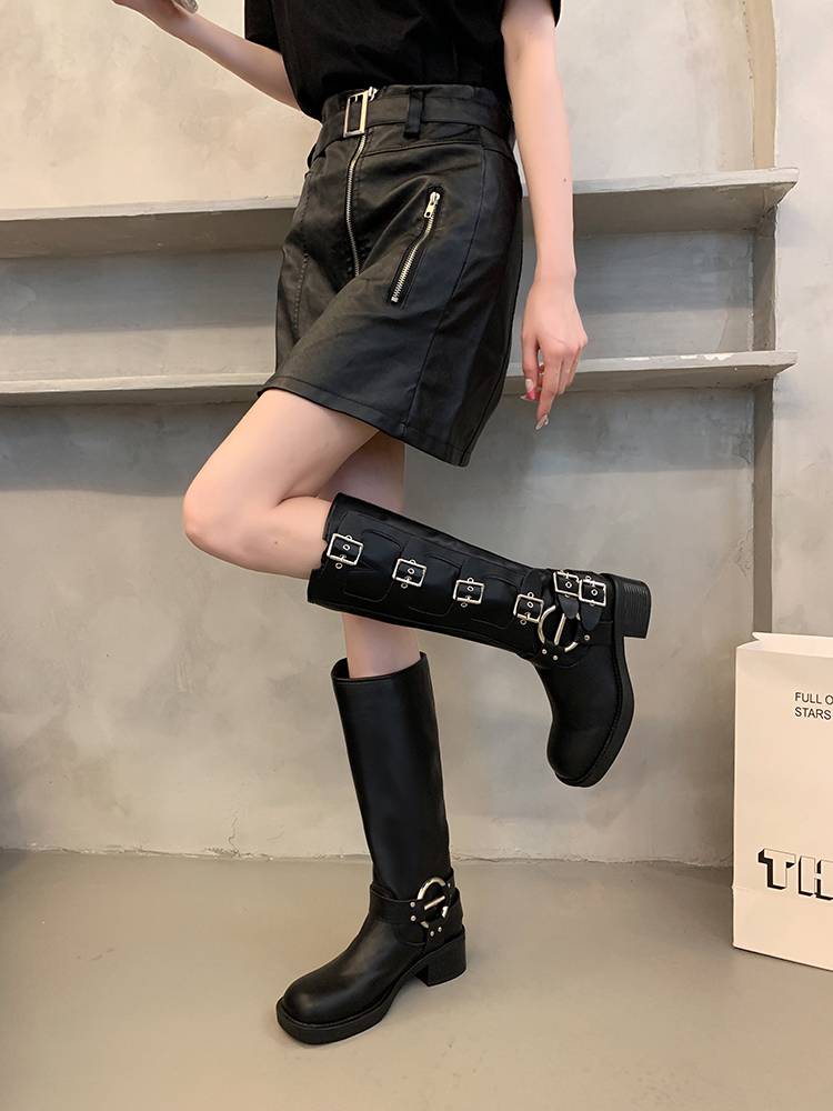 Long-bone boots, women's thighs don't fit the high-bowl knights' boots on the western knee