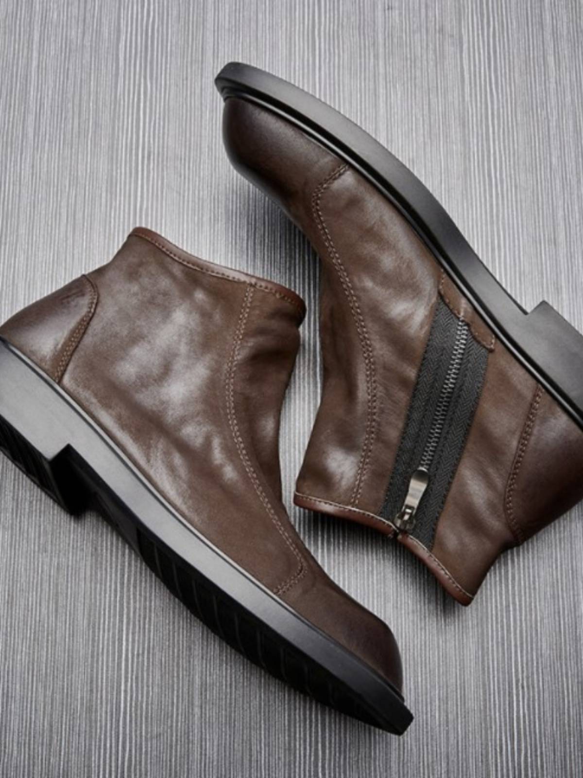 The Korean locker winter retro Chelsea boots, the Martin boots