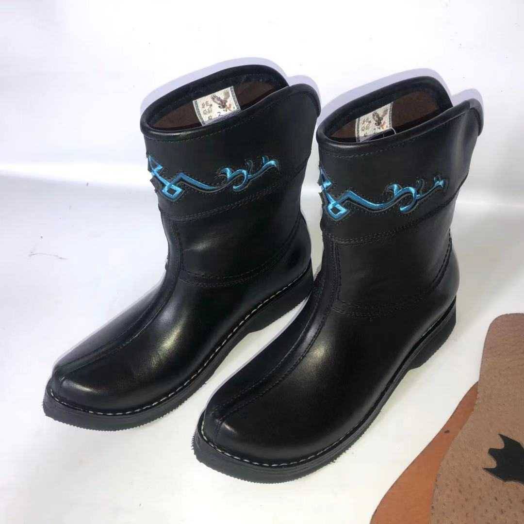 The hawk-skin-skinned, black Martin's boots-skin-skin-skin-skin-skin-skin-skin-skin-skin-skin-skin-skin-skin-skin-skin-skin-skin-skin-skin