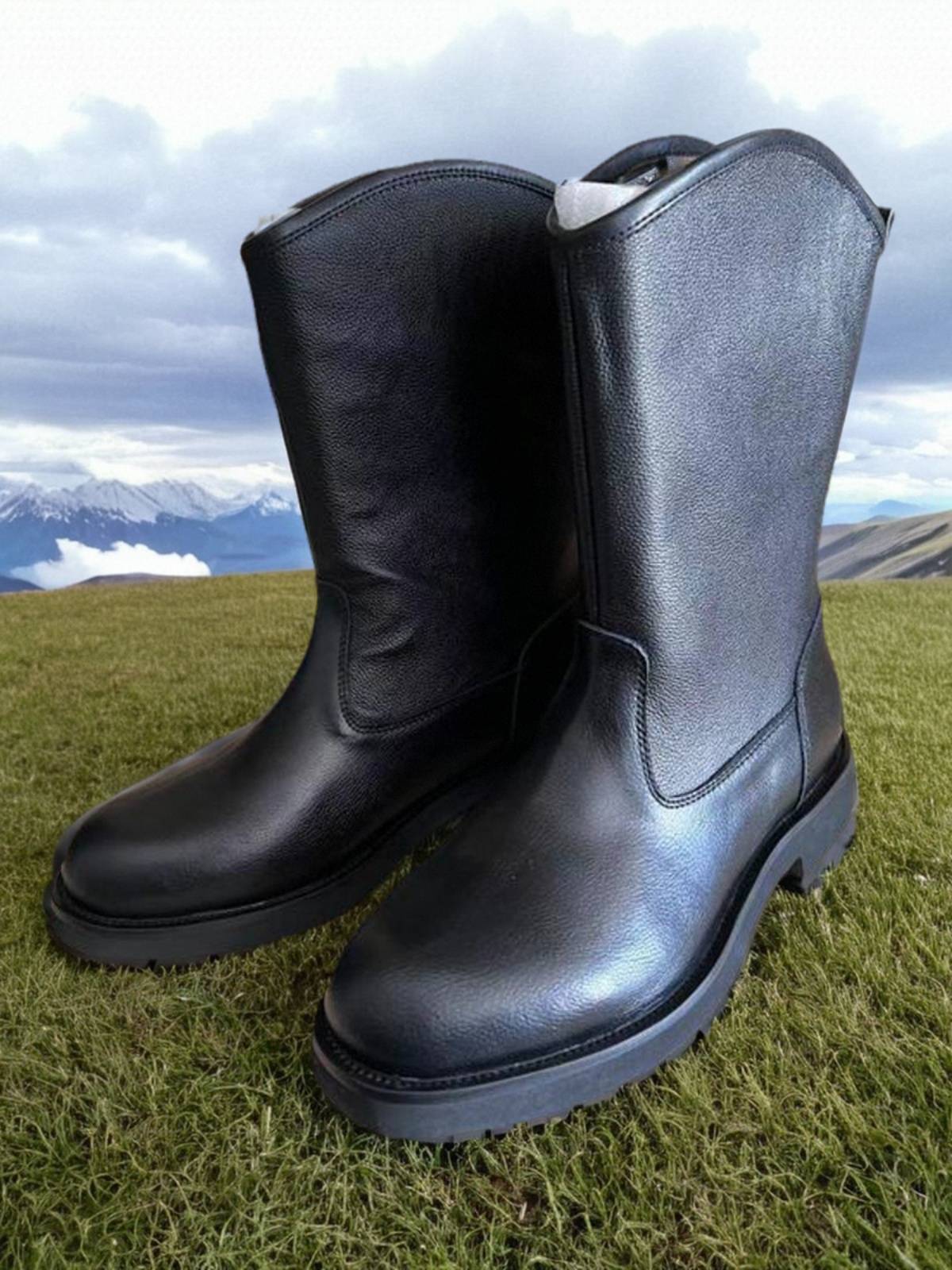 Mongolia's new man with a single boot, Martin's boot, cowboy boots, cowboy boots