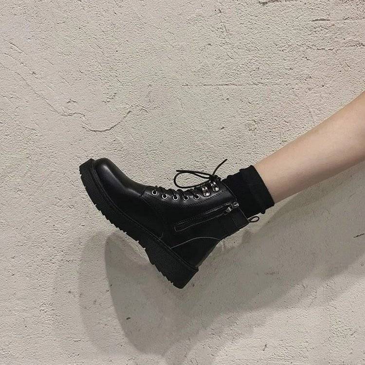 Genuine Martin Boots Female Summer Breathable New Women's High Gun Gangs Boot Boots Spring and Autumn British Black Leather Boots
