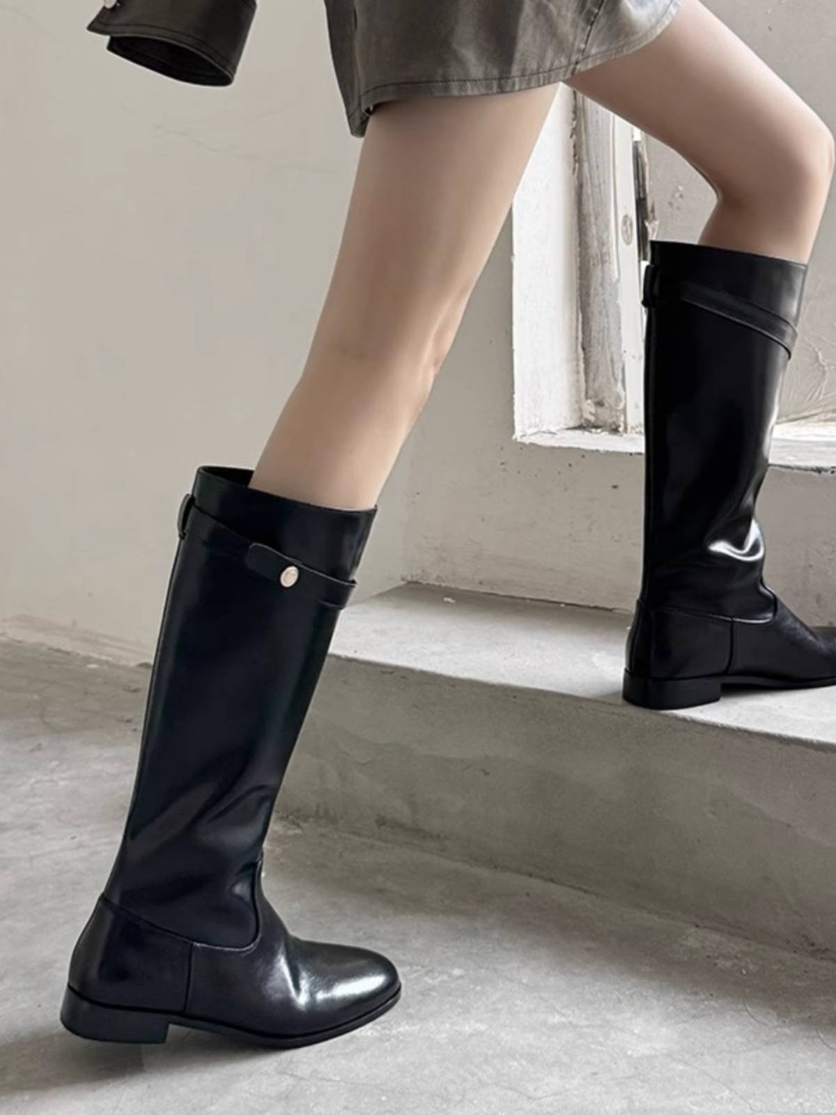 Lazy Wind ~ Loose sleeve Knight Boots British handsome high -row boots are all flat bottom but knee long boots women