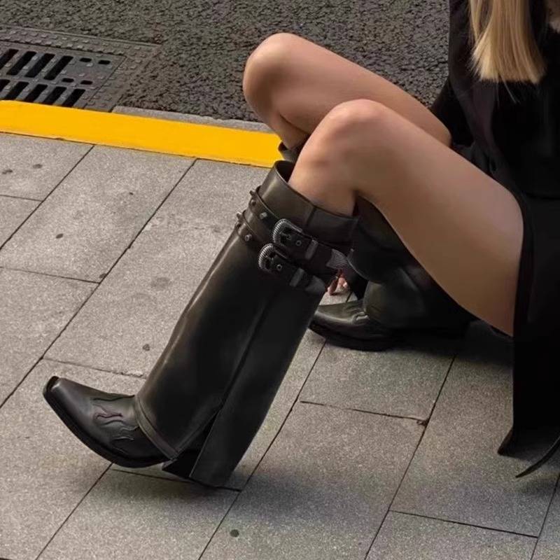 Sweet Martin Boots Autumn Female Pointed Embroidery Western denim boots New Knights Long Boots Fried Street Pants Pipe Boots