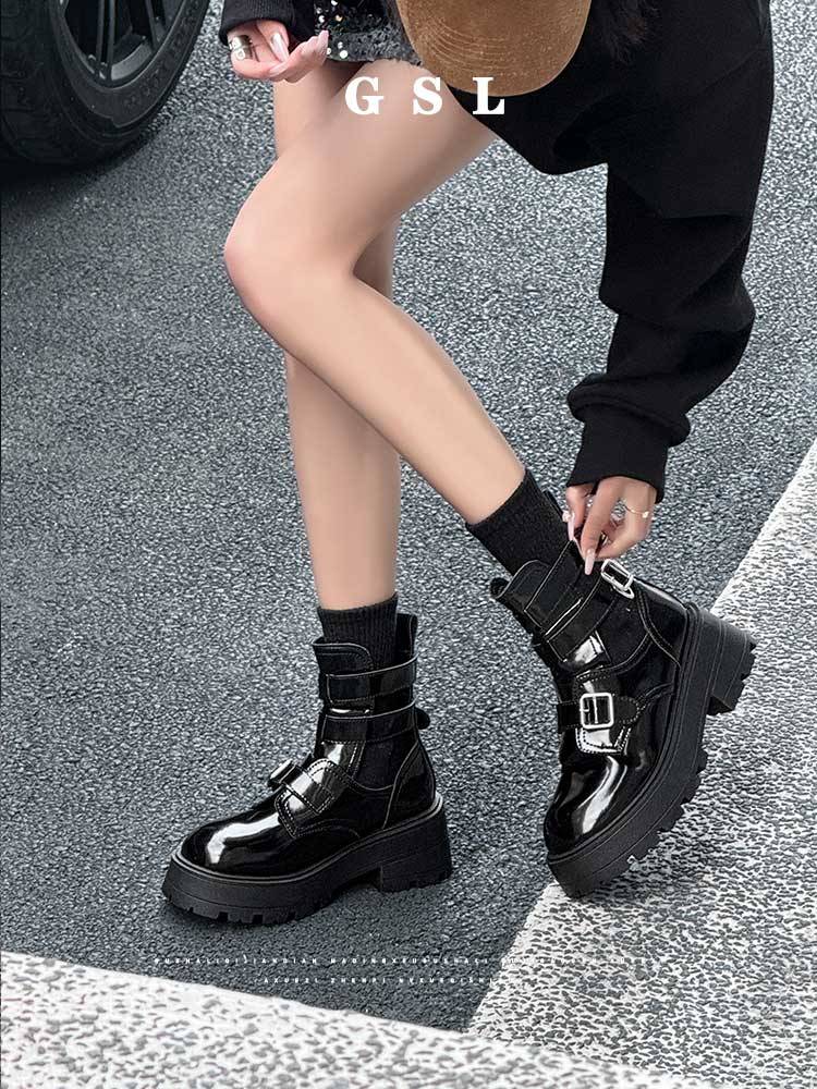 Martin's boots are so thin in summer
