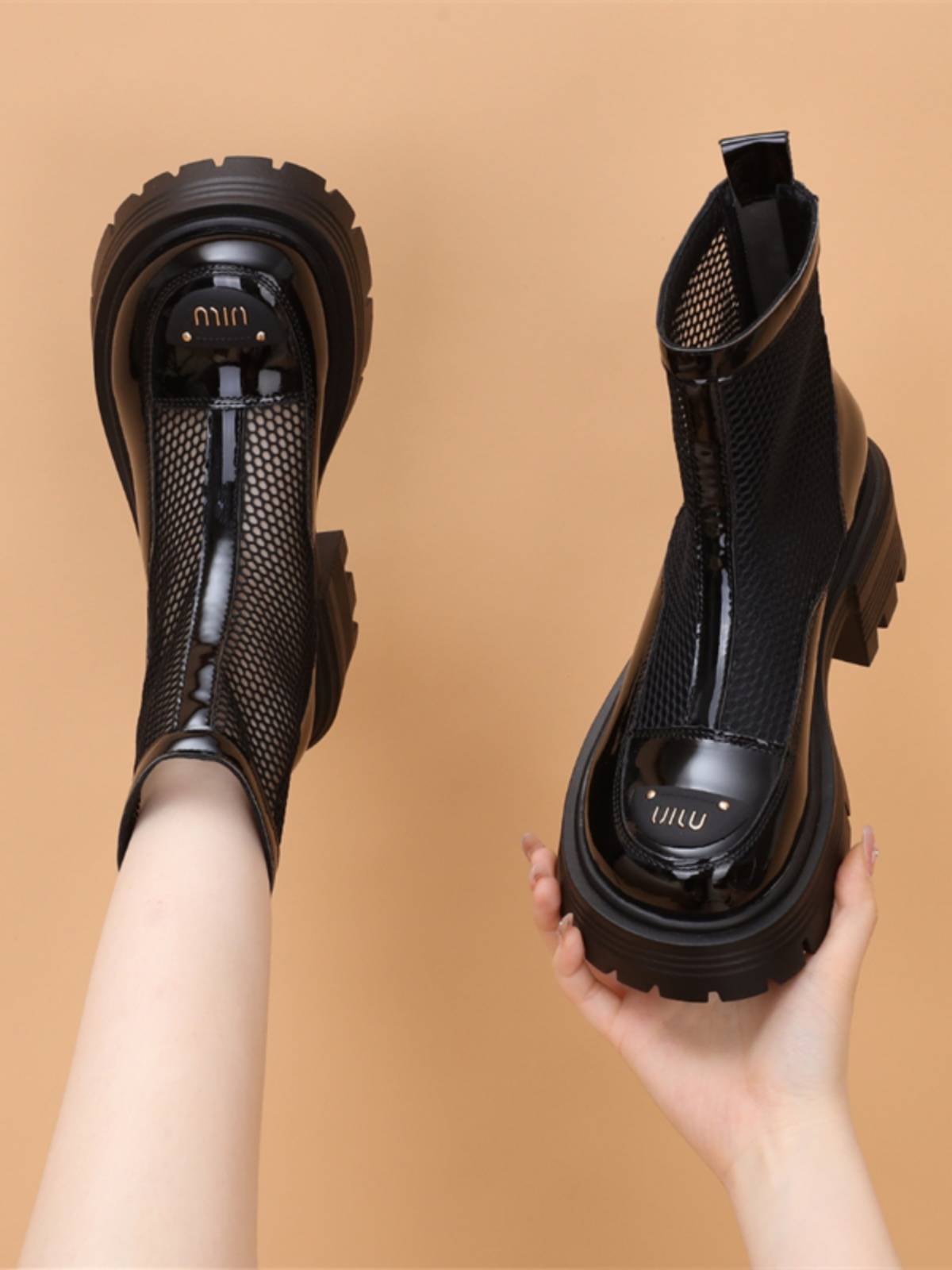 Glip -leather Martin Boots Female Summer 2024 New Hollow Garfrains Boot Boots Thin breathable mesh cold short boots