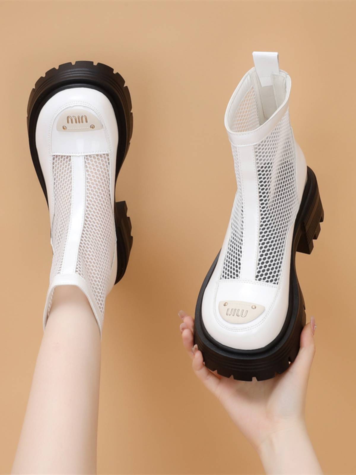 Glip -leather Martin Boots Female Summer 2024 New Hollow Garfrains Boot Boots Thin breathable mesh cold short boots