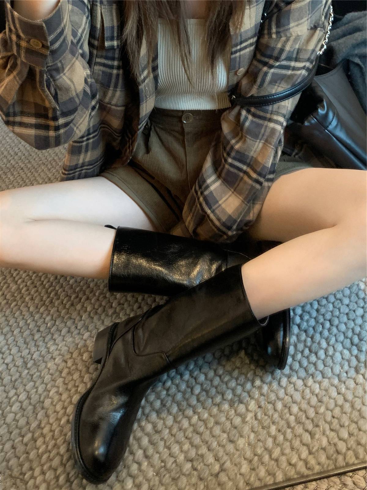 Cowea version ~ Howus2024 new summer thick heel boots female British style mid -tube Martin boots Martin Boot Cuban Knight boots
