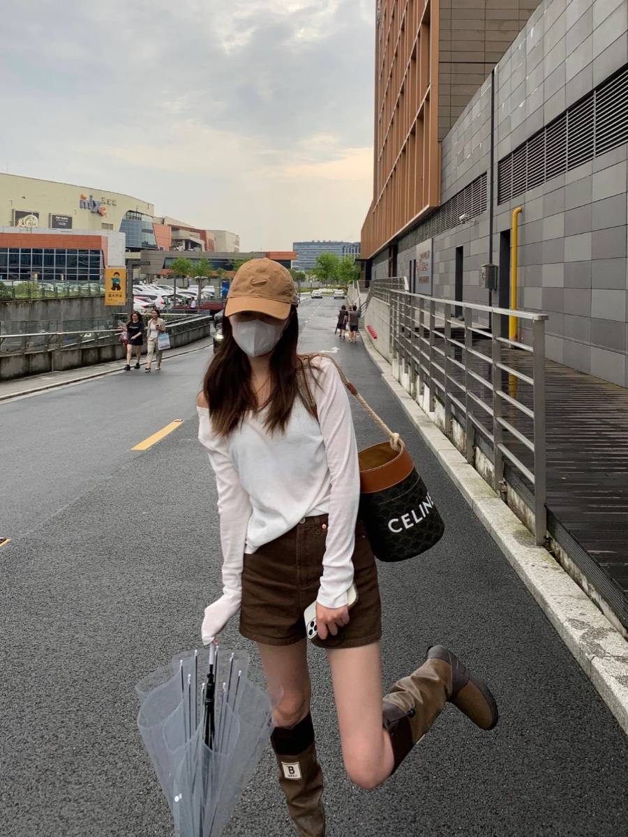 Outdoor Bird Rain Boots Female Boots Knight Boots Boots Boots Summer Waterproof Rain Shoes High Boots Niche Brown Boots