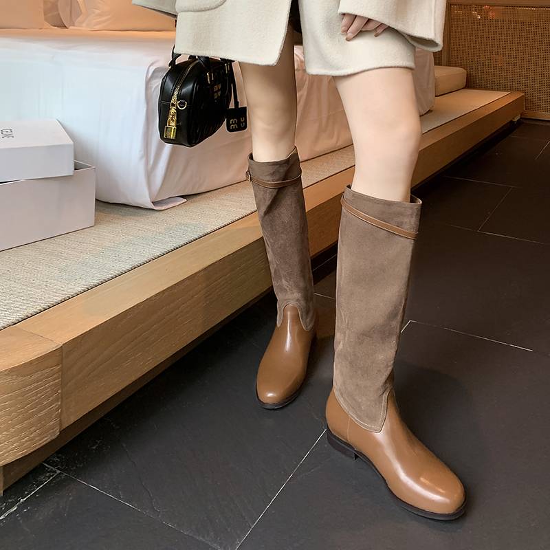 Full leather belt buckle flat color matching high -tech boots Children Cavaliers retro winter and knee horse boots big tube siege brown