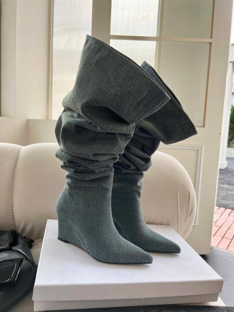 Song Xixi 2024 new super large pile boots, slopes of pointed heads, hot girl high boots boots