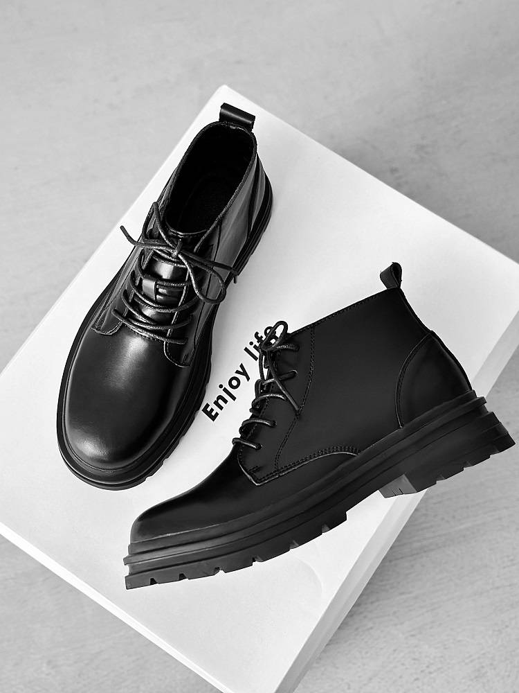 Martin Boots Boy, a black-and-black-haired man with a good sense of business commuting
