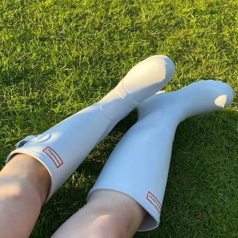 Japanese girl knight boots 2024 new European and American pure color waterproof rain boots versatile thick heel high -heeled fashion boots female