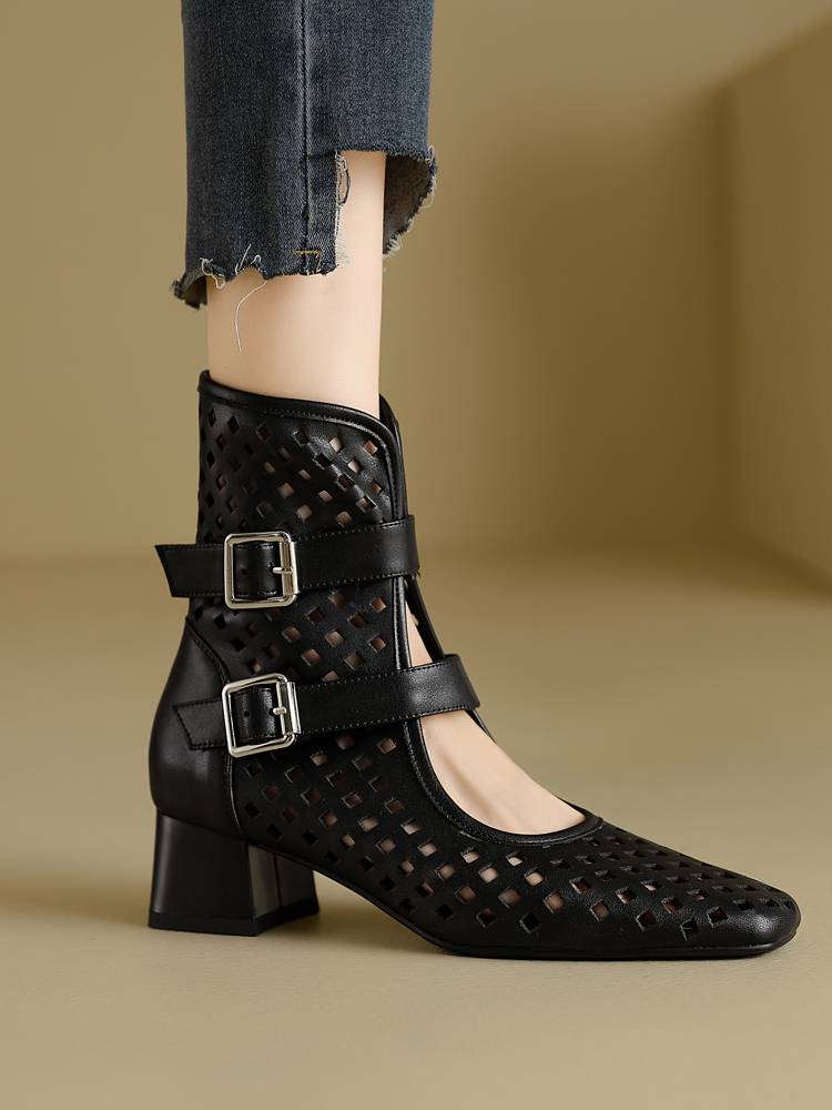 Summer hollow short boots female 2024 new leather thick heel ladies ladies boots thin breathable Martin boots fashion sandals