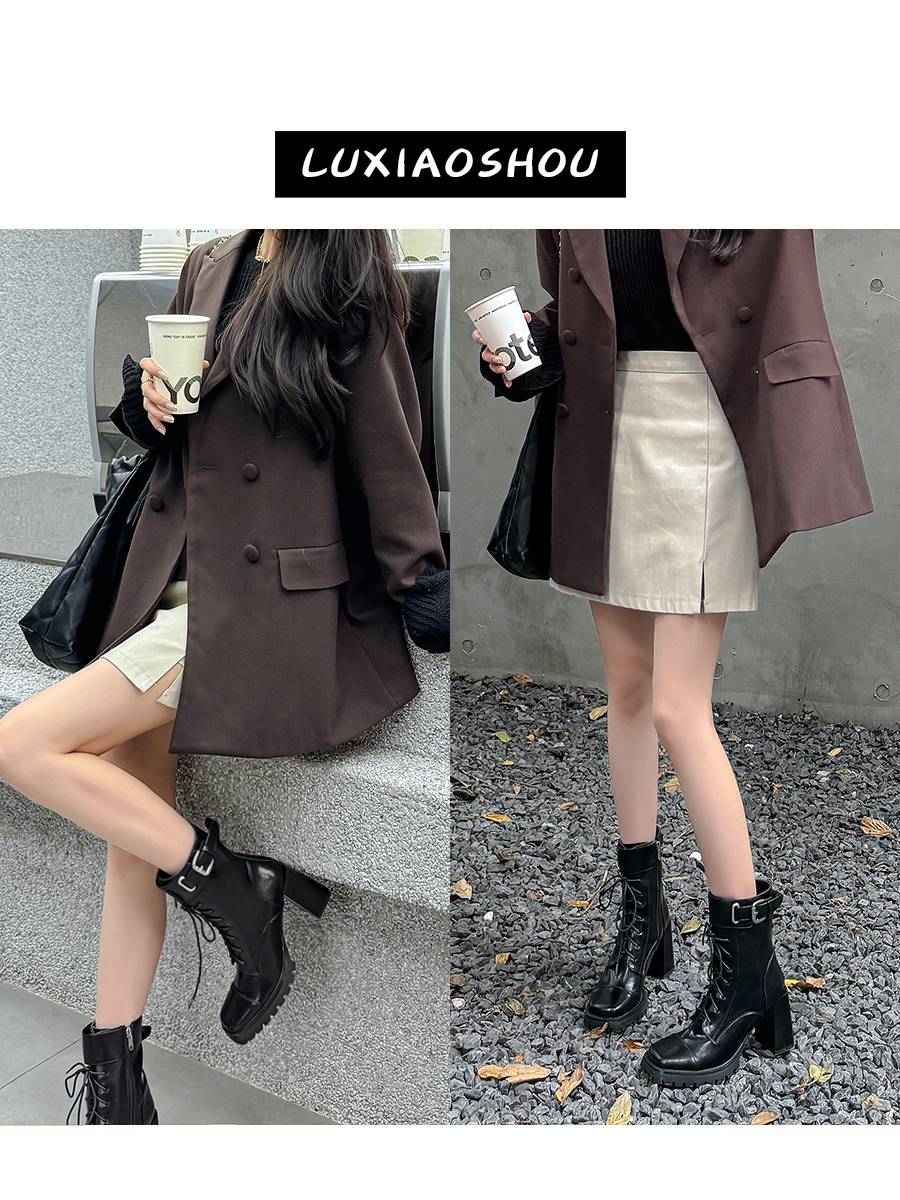 A deer, a leather-skinned Martin Boots with a new fall and winter in 2024 and thin and short boots