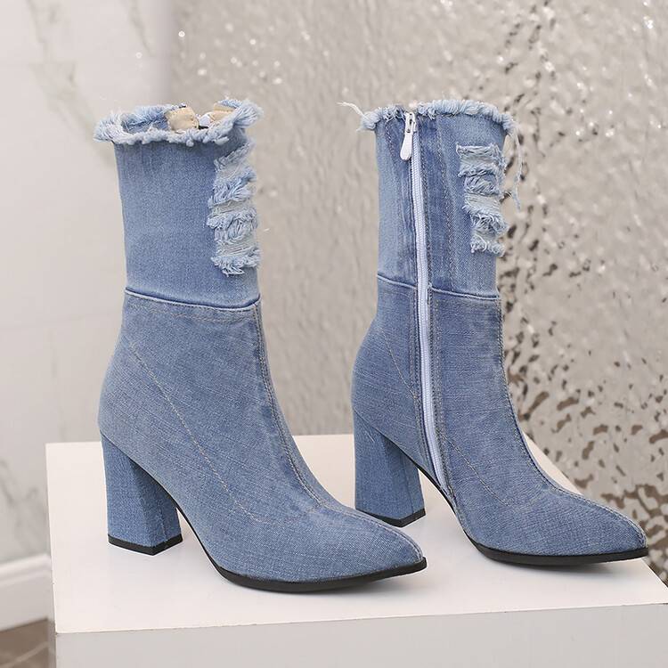 Bare boots across the knee, short boots with short boots and short boots for beggars