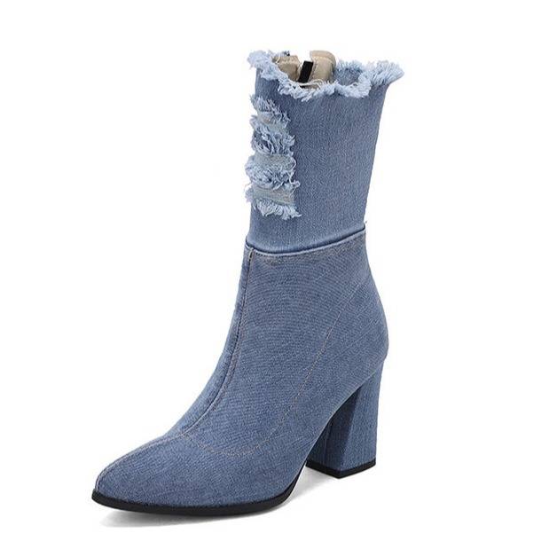 Bare boots across the knee, short boots with short boots and short boots for beggars