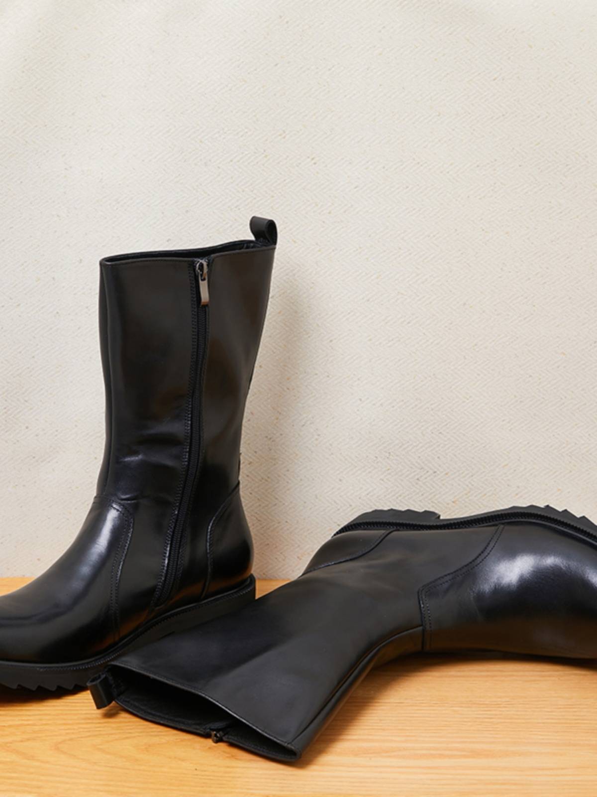 Middle Martin Boots Male Gao Gang Spring and Autumn Skin Skin Skin Boots Winter Mongolian Tibetan Tibetan boots men's boots