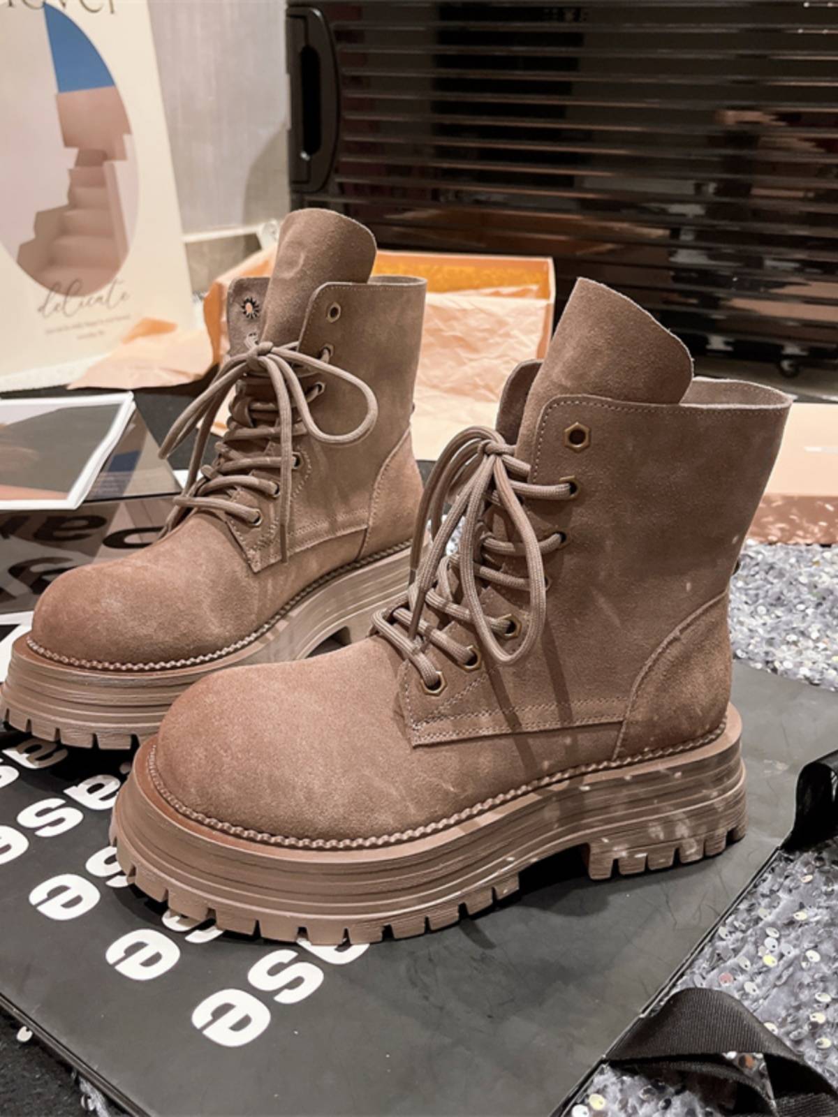 European Store Fruits Leather Martin Boot 2024 New Alphabet Invoic Line Boot Boots Big Yellow Boots Two Powder Women's Shoes