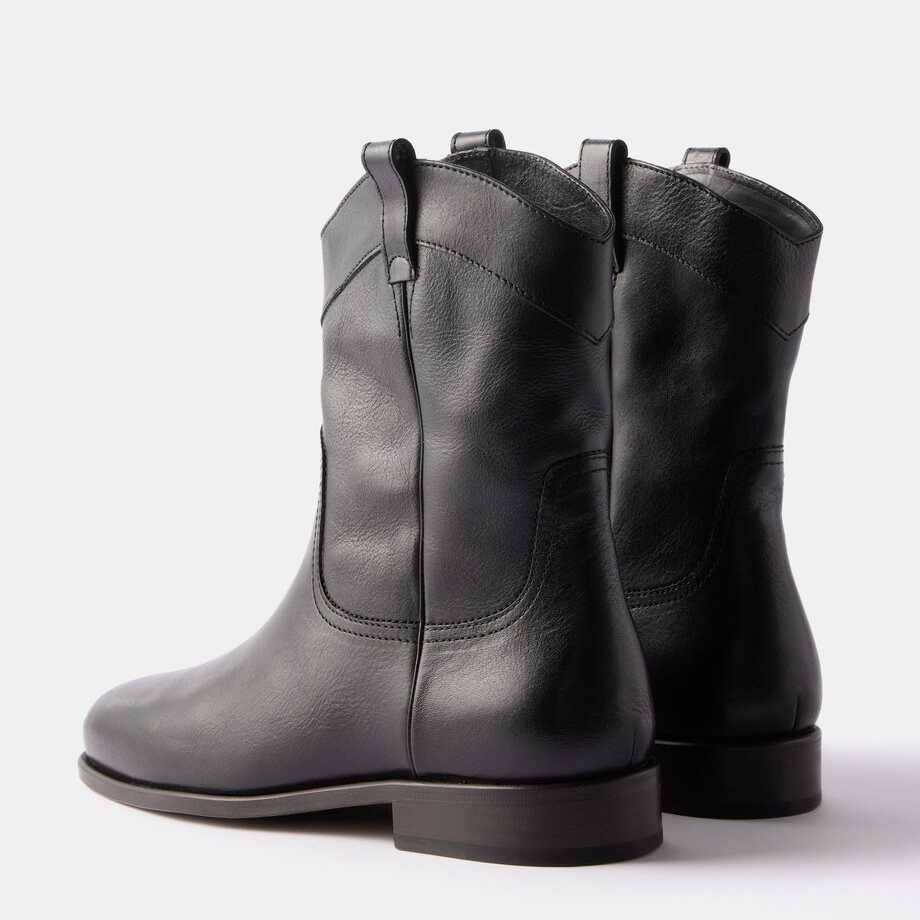 Pomorrow Women's Short Boot Martin Boots Western Boots Children Europe and America Boots Piece Leather Boot Boots
