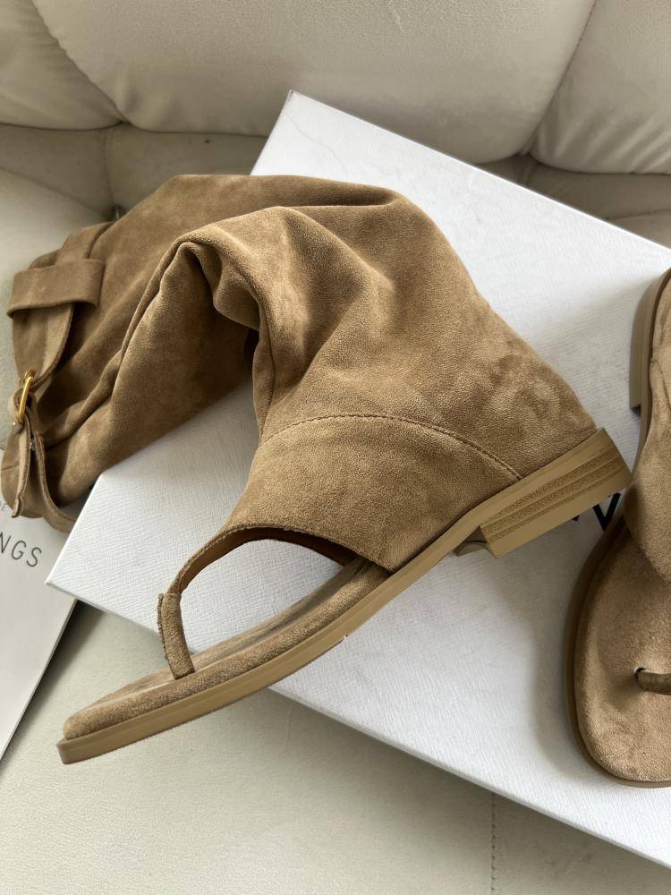 Flat Pile Boots Song Xixi 2024 new velvet head pinching toe -toe pinching cold boots and belt buckle Korean version boots