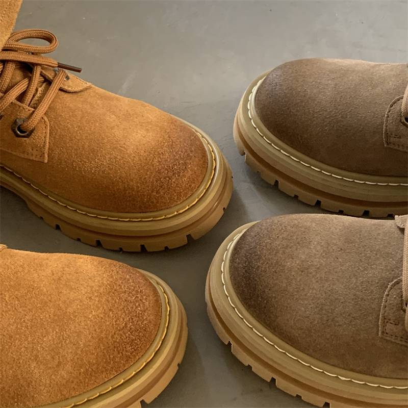 Wangzai is a dog 2023 autumn and winter versatile and thick bottom, kicking the rotten big yellow boots western boots Martin boots female leather tide