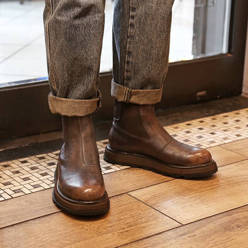 Breaking the British leather retro and thick sole, the high -footed leisure shoes, round head, making old Chelsea boots men