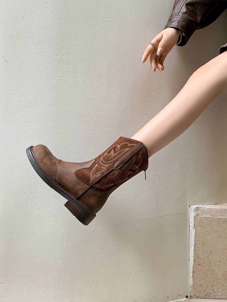 Leather retro British tourist wearing western boots embroidered knight boots, boots, female Martin boots, Martin Summer