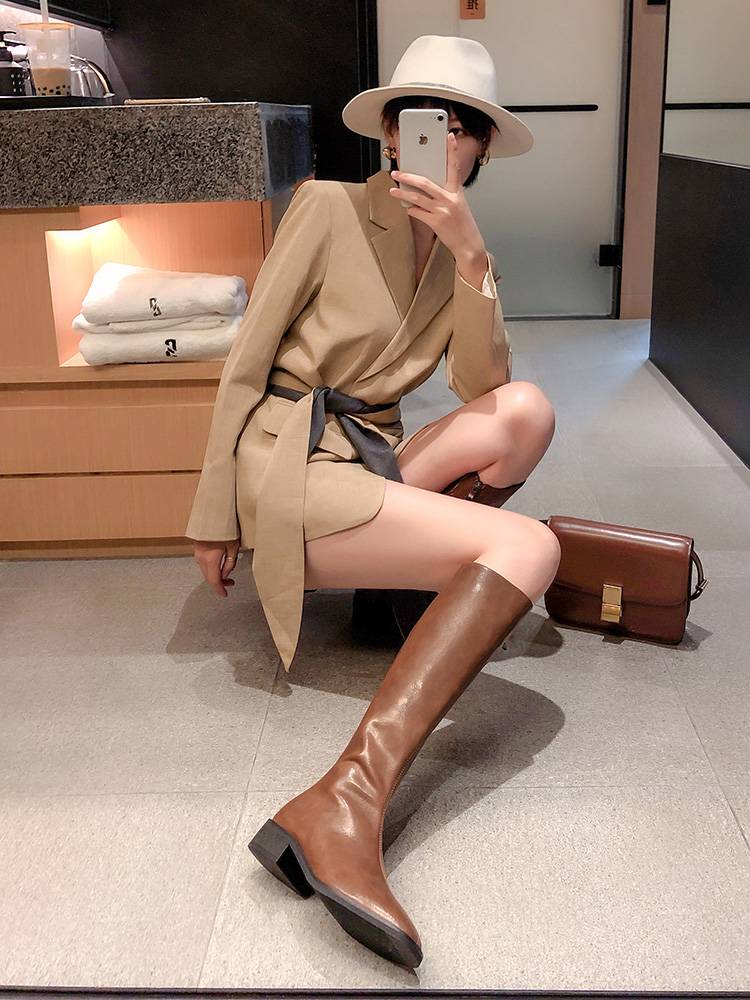 2024 new leather knight boots women's boots in autumn and winter Martin boots high boots brown horse boots flat bottom boots