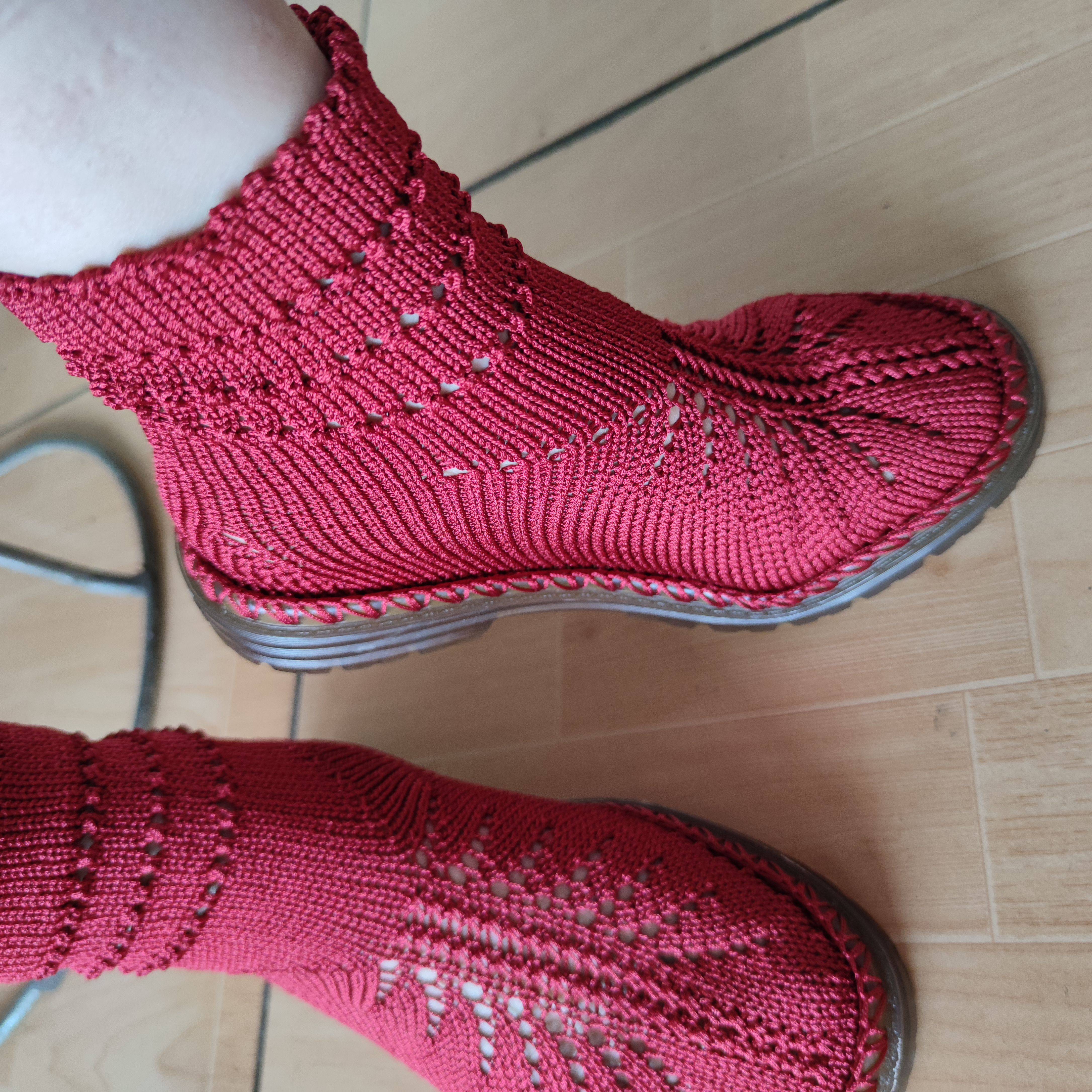 Hand -woven shoes boots, children's socks boots, elastic horse boots, flat bottom low heels, nation middle -aged and elderly mother short tube