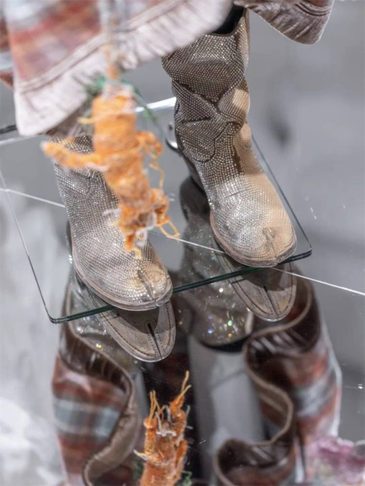Cowhide version ~ Western denim boots European and American rhinestones Martin boots 2024 new pile boots split toe boots
