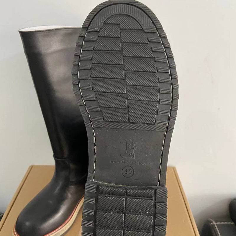 New winter thickened fur integrated high -tech high -top horses boots men's boots snow -proof and warm -keeping leather outdoor boots
