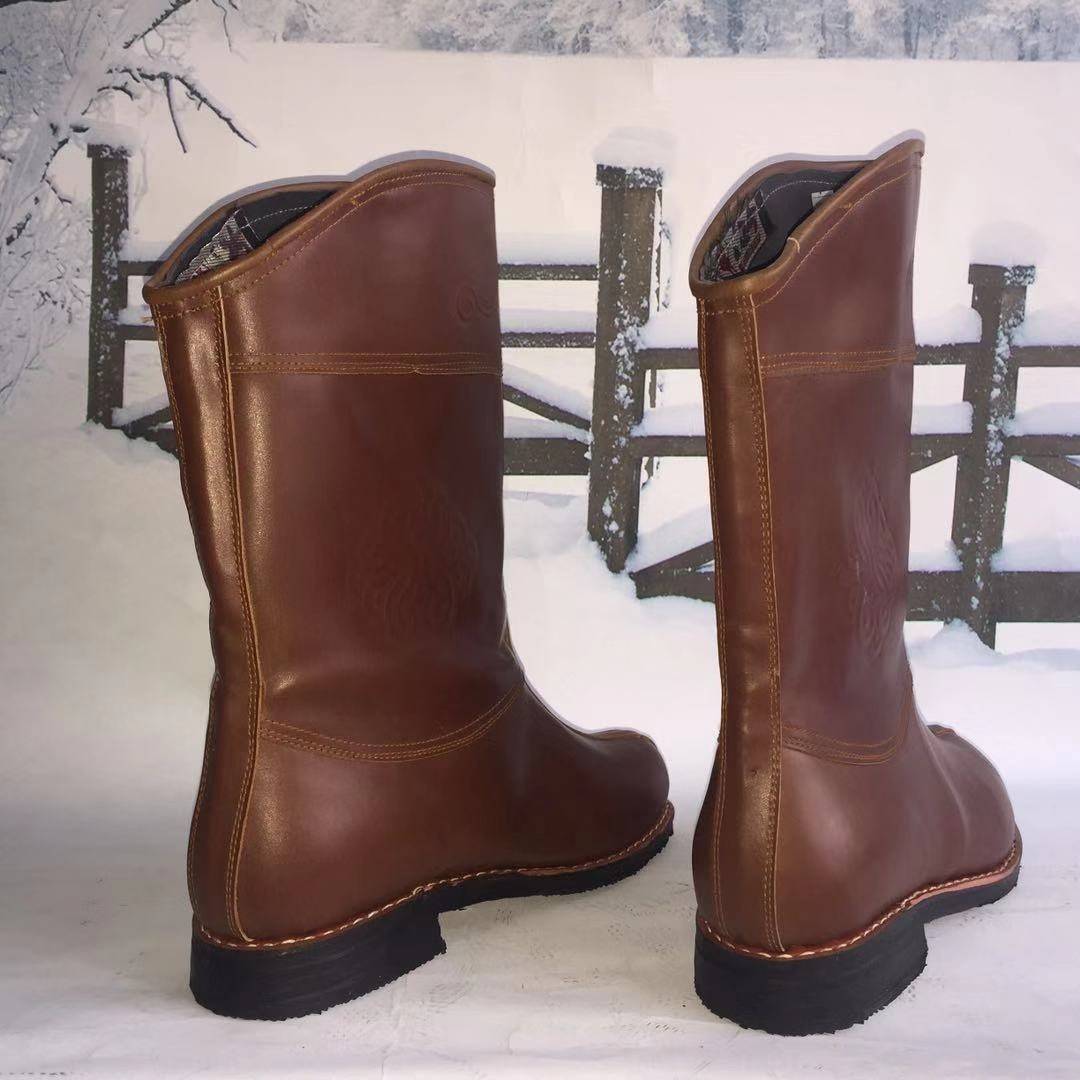 The hawk special treats male and female oxen-near-near-near-mongol boots with brown on the outside