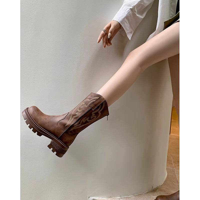 Retro leather thick sole embroidered western denim boots small Sichuan western tourist middle boots female Martin boots in summer