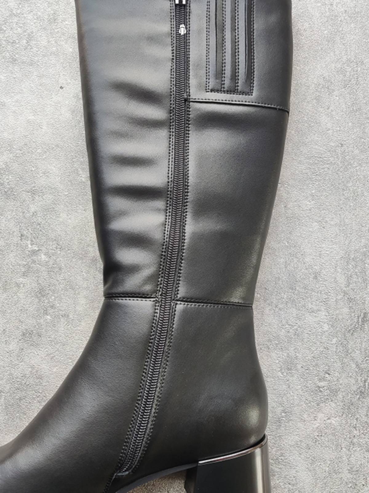 High-string boots, non-kitt boots, big-and-sized horse boots