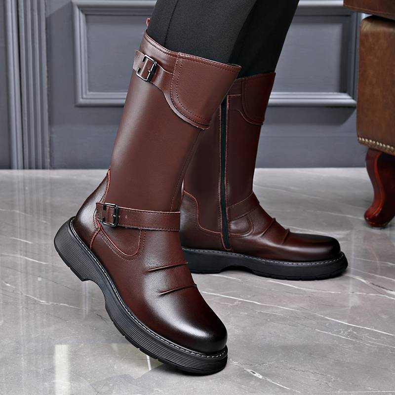 High-cone boots, real-skin-skin-skin-skin-skin-skin-skin-skin-skin-skin-skin-skin-skin-skin-skin-skin-skin-skin-sling-and-taw-strap-strap-in-the-shoe-in-the-shoe-in-the-mart-in-the-shoe-in-the-mart-in-the-mart man