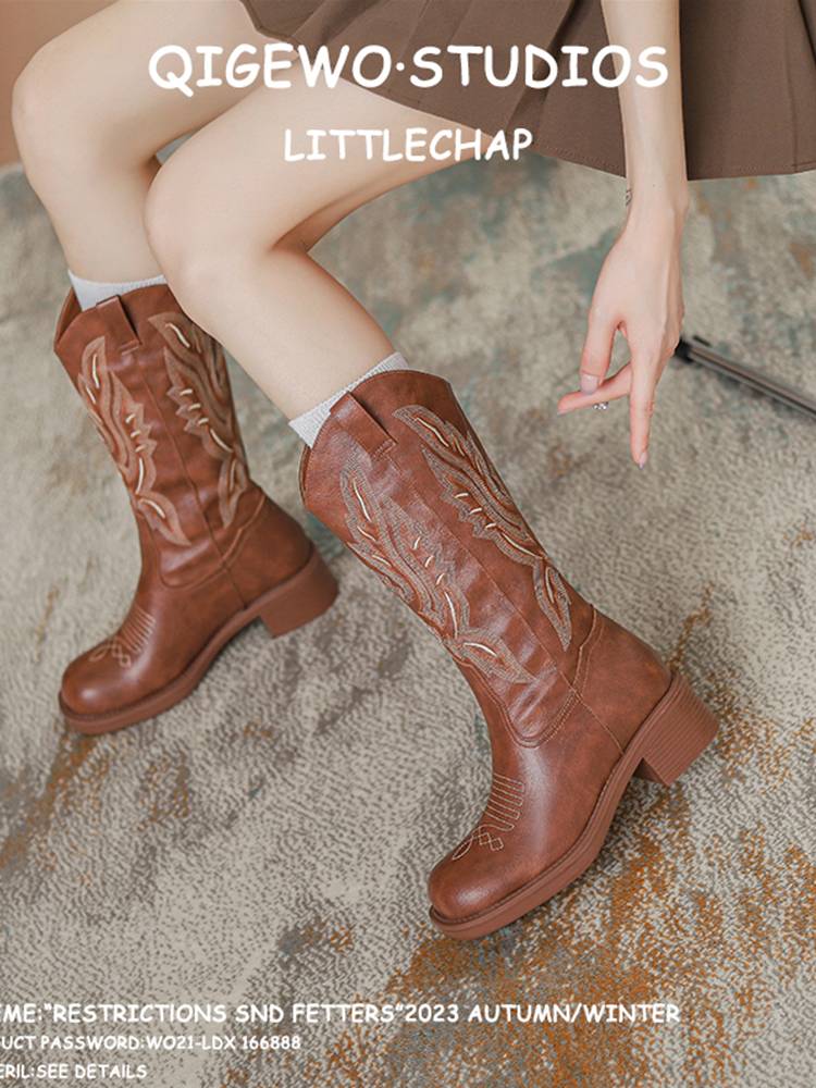 Leather embroidery Western denim boots in the women's internal increase of small new tourist retro knight boots in Martin boots