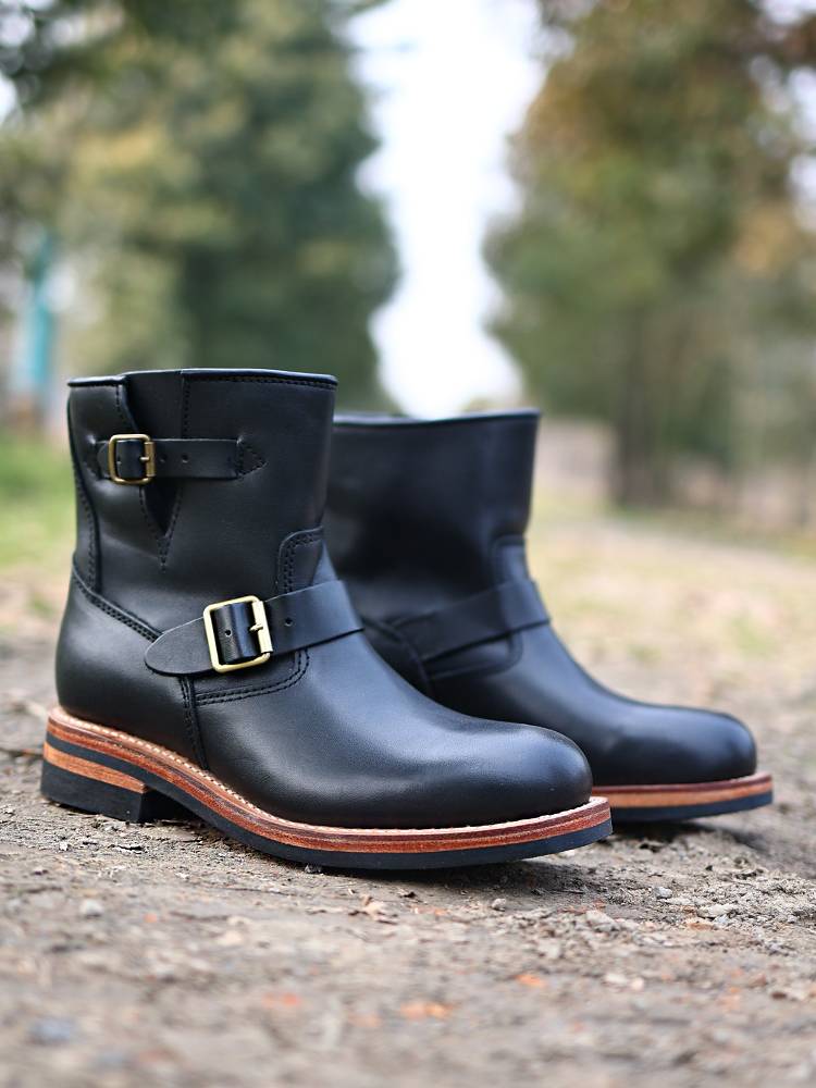 Autumn and winter header cowhide short cylinder riding boots outdoor leisure Martin boots men's non -slip leather boots motorcycle boots