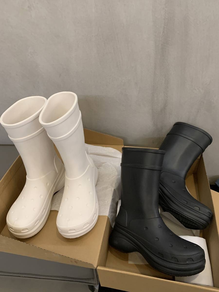 The Han version of the new 2024 round-head kit for the children of a small group of boots