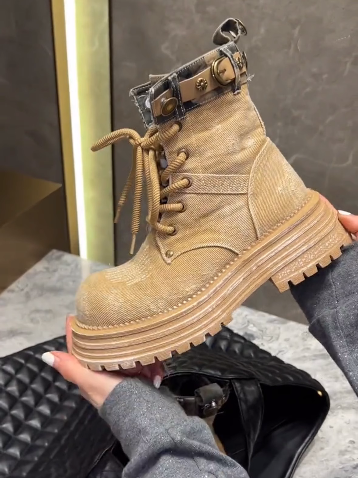 Korean boots, Korean boots, old Martin boots