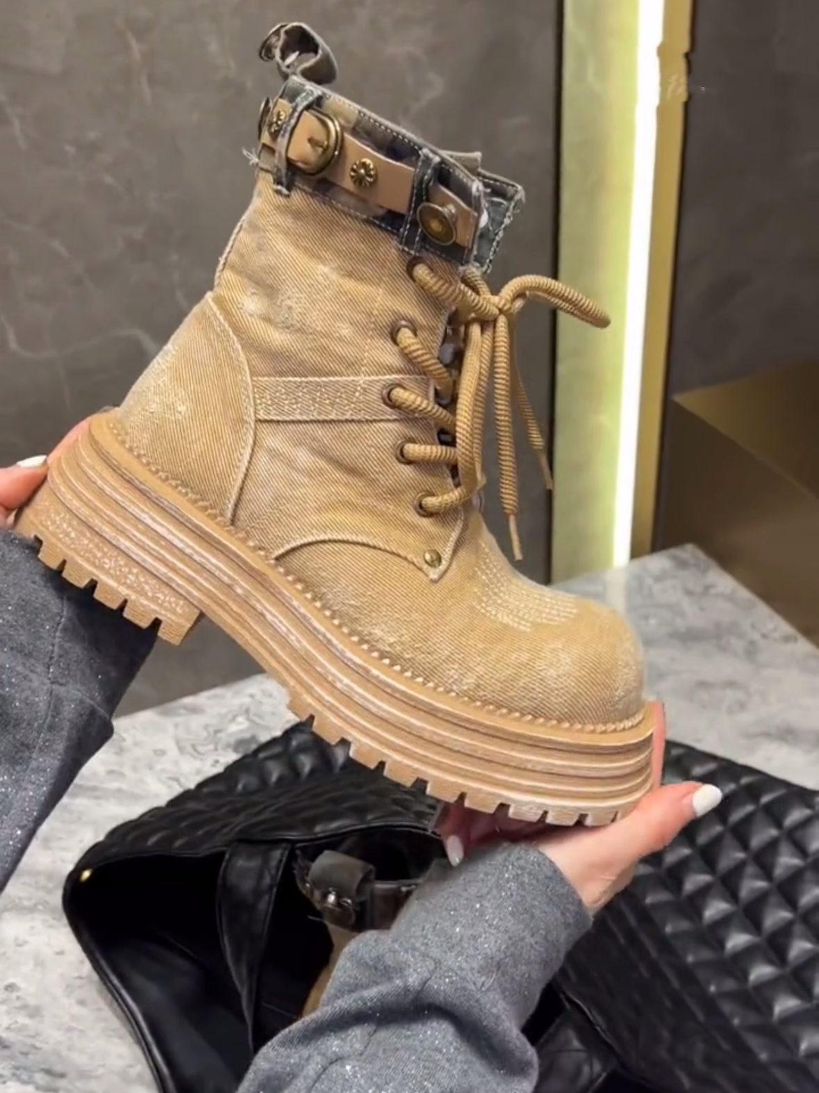 Korean boots, Korean boots, old Martin boots