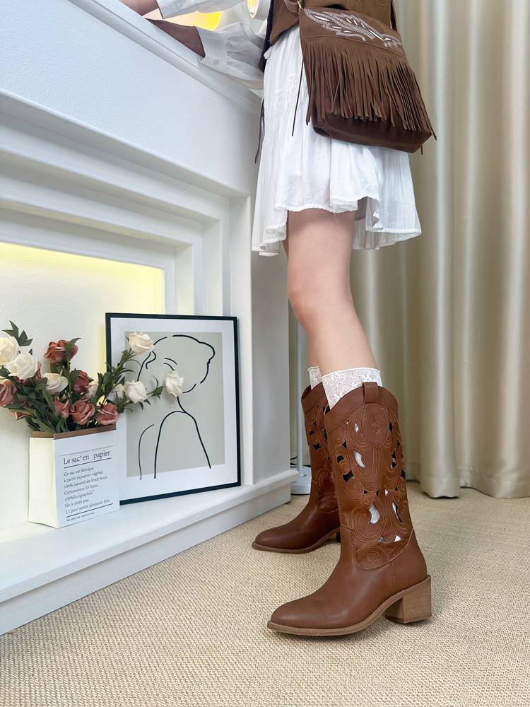 Leather hollow embroidery Western denim boots female model 2024 summer new versatile long cylinder retro Martin boots